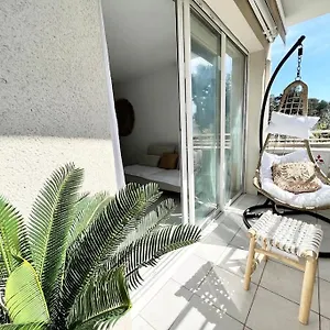 https://paisible-appartement-avec-piscine.fr-provencehotel.com